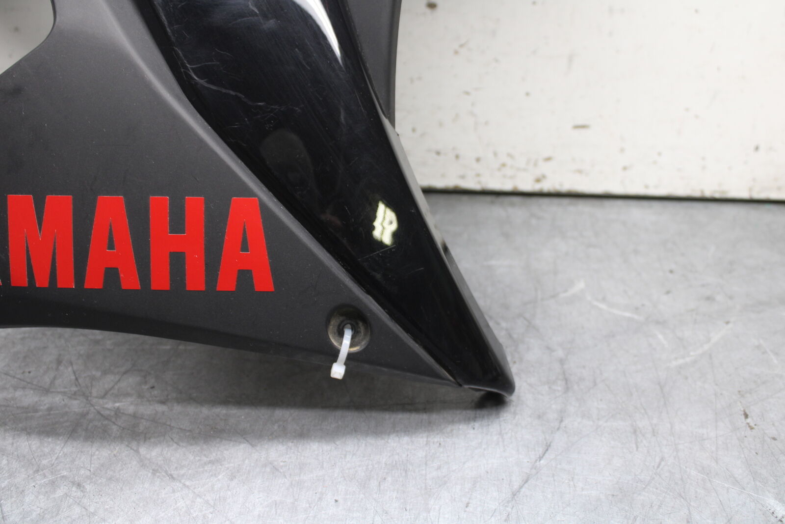 15-17 YAMAHA YZF R3 RIGHT LOWER MID UPPER SIDE FAIRING COWL  BB526