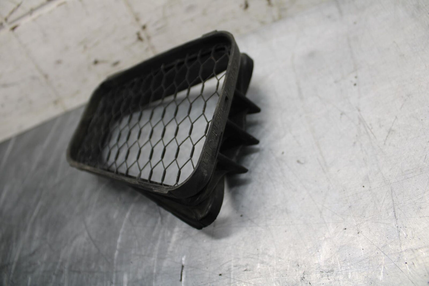 07-12 HONDA CBR600RR AIR INTAKE GRILL BB500