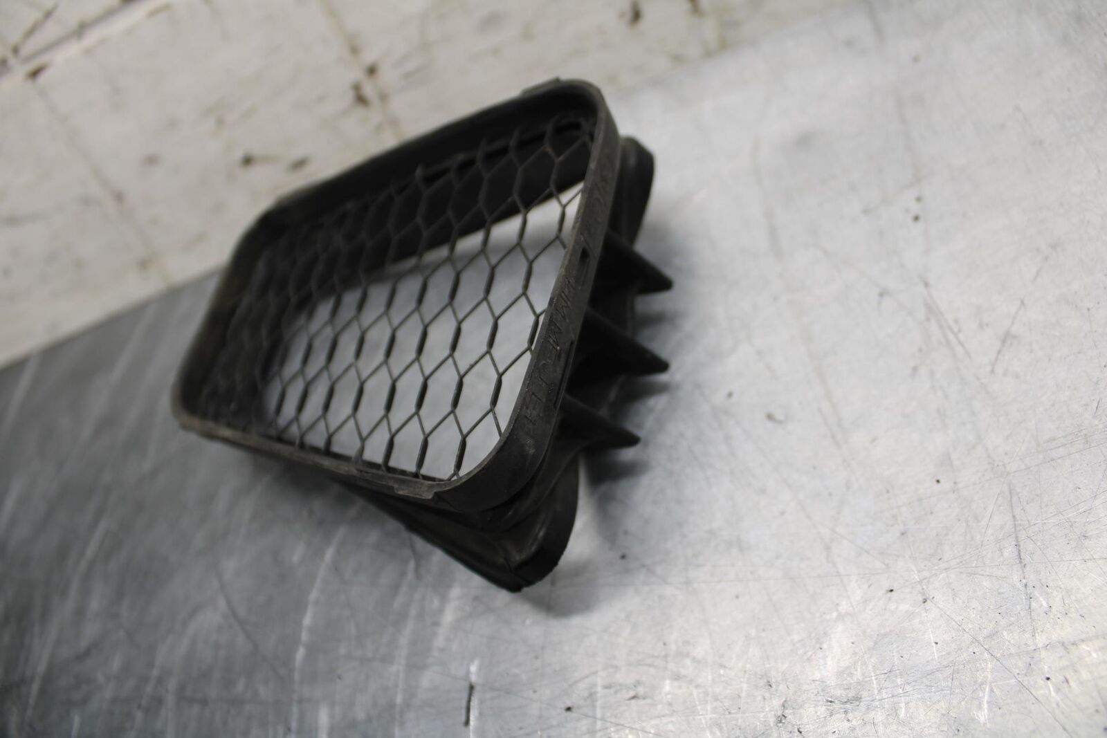 07-12 HONDA CBR600RR AIR INTAKE GRILL BB500