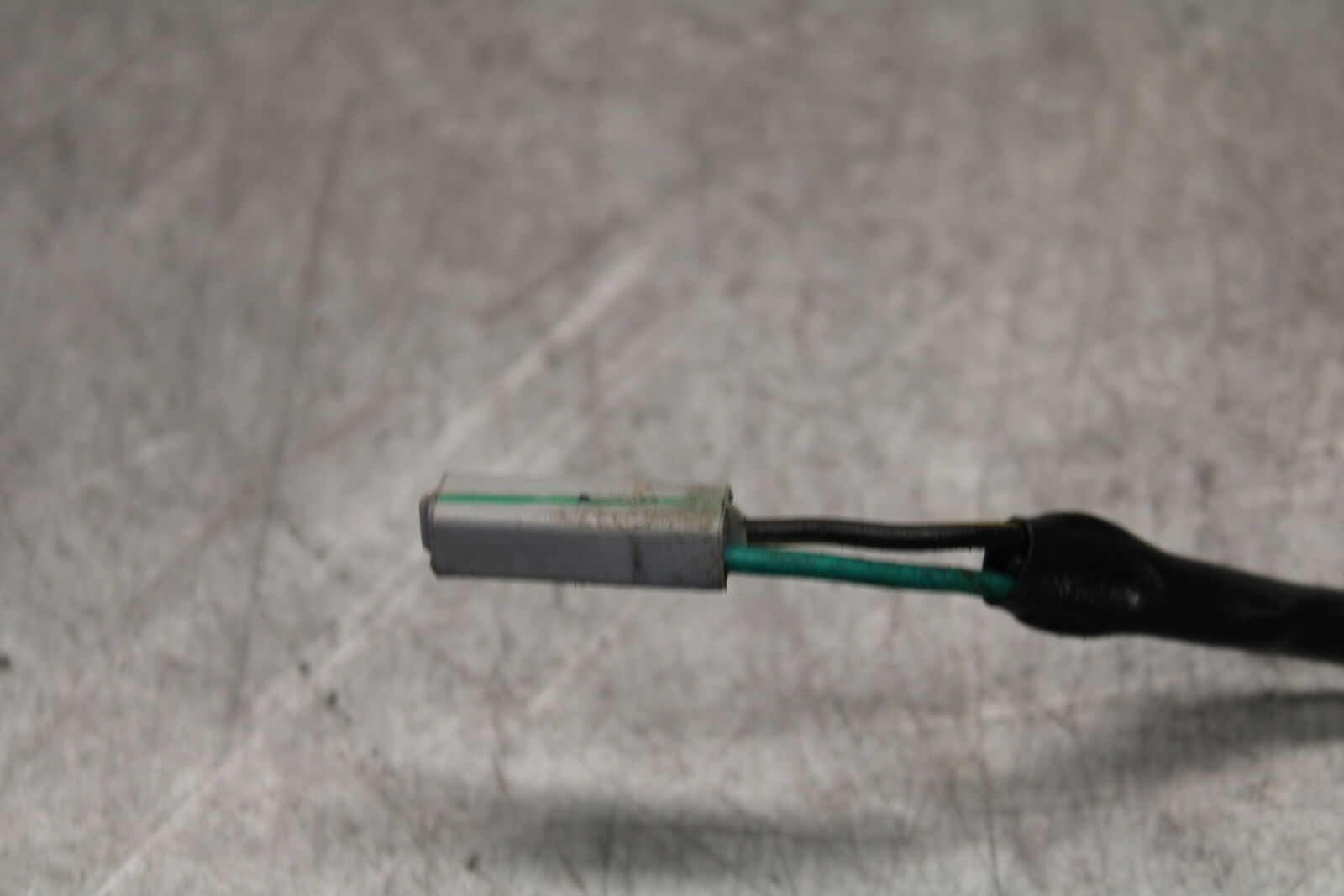 18-23 KAWASAKI NINJA 400 RIGHT FRONT TURN SIGNAL LIGHT INDICATOR BB660