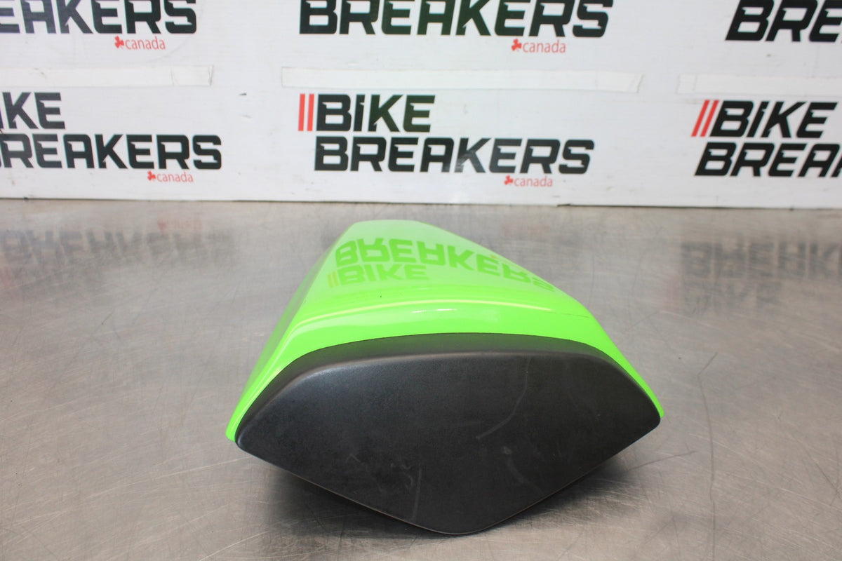 08 KAWASAKI NINJA ZX10R REAR BACK SEAT SOLO COWL FAIRING COVER BB902