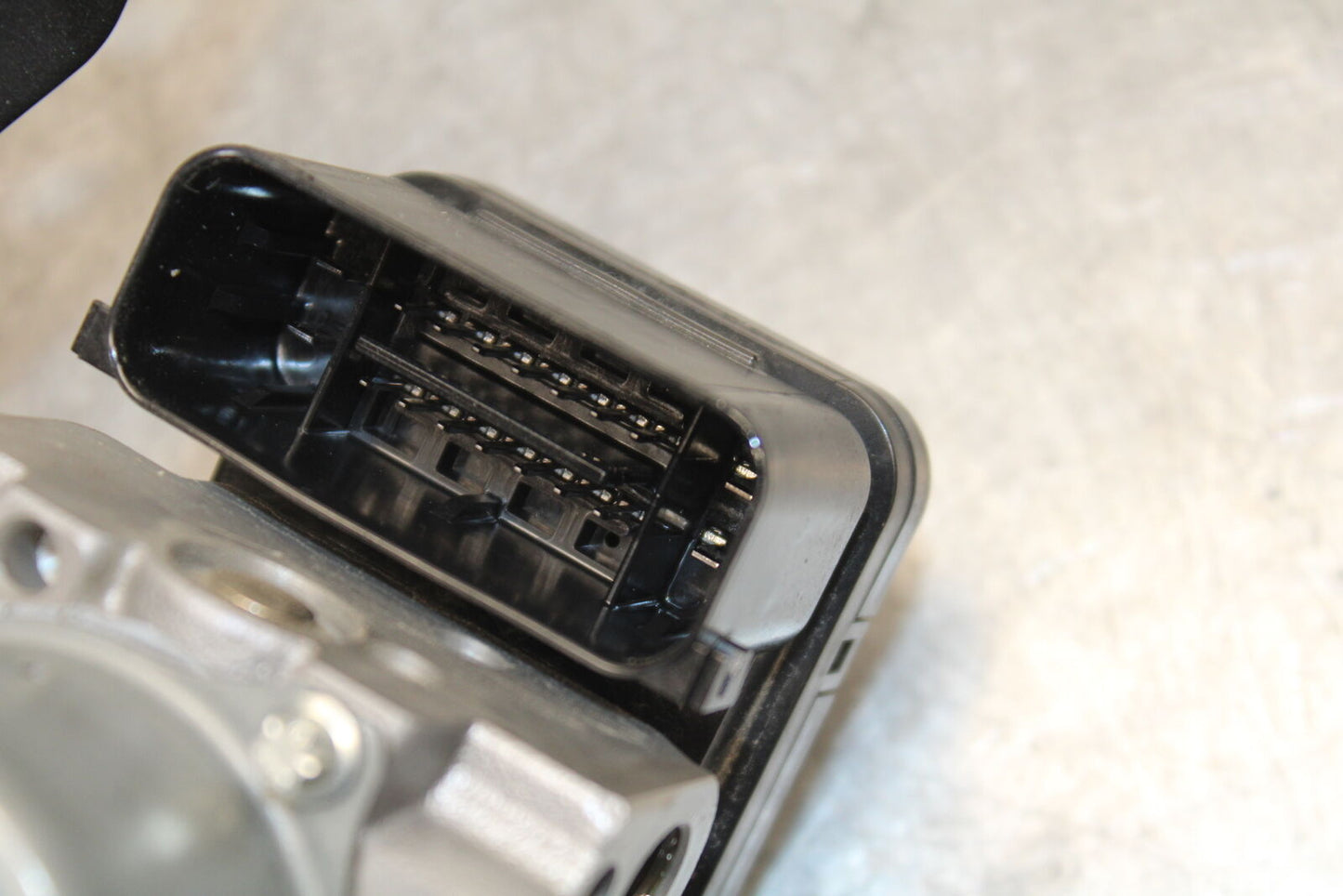 18-23 KAWASAKI NINJA 400 ABS PUMP UNIT MODULE  BB679