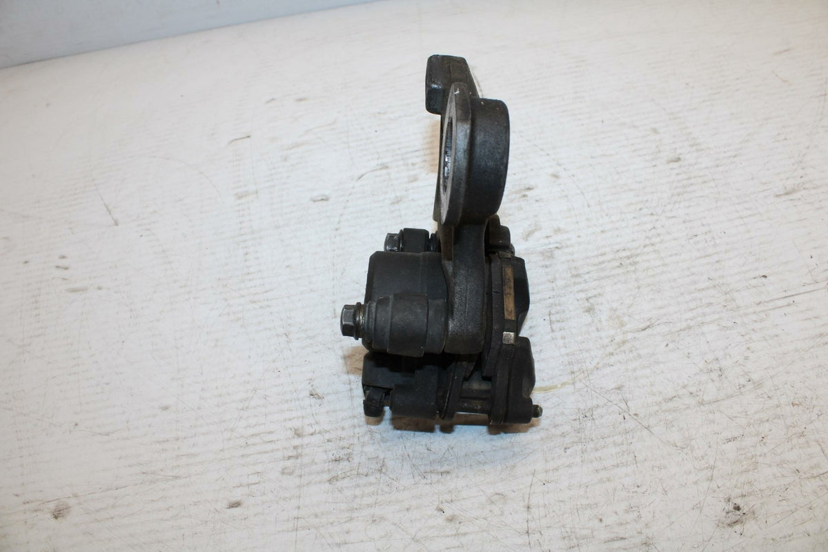 07 YAMAHA YZF R6 2c0 REAR BACK BRAKE CALIPER W MOUNT BRACKET BB297