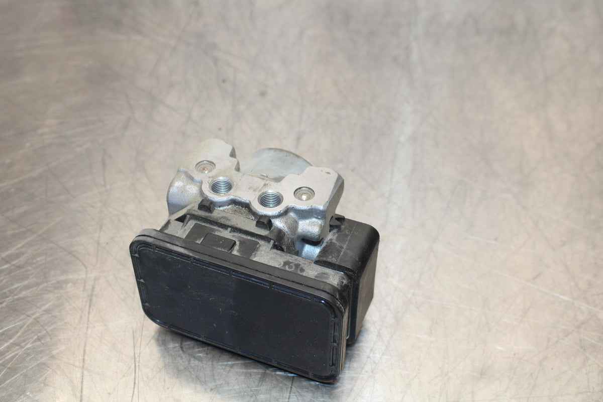 15-16 HONDA CB300F ABS PUMP UNIT MODULE BB150