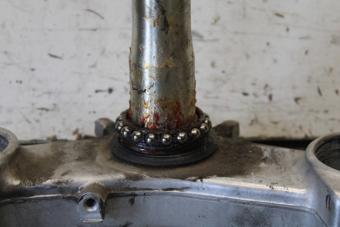 03-04 KAWASAKI NINJA ZX6RR FRONT FORKS CLAMP LOWER TRIPLE TREE STEM BB684