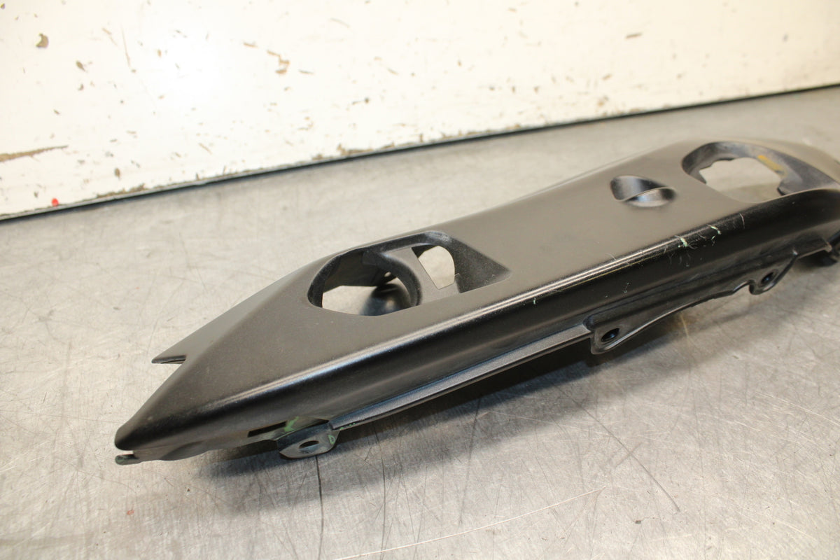 12-17 KAWASAKI ER-6N Z650 LEFT REAR BACK TAIL FAIRING COWL SHROUD BB709
