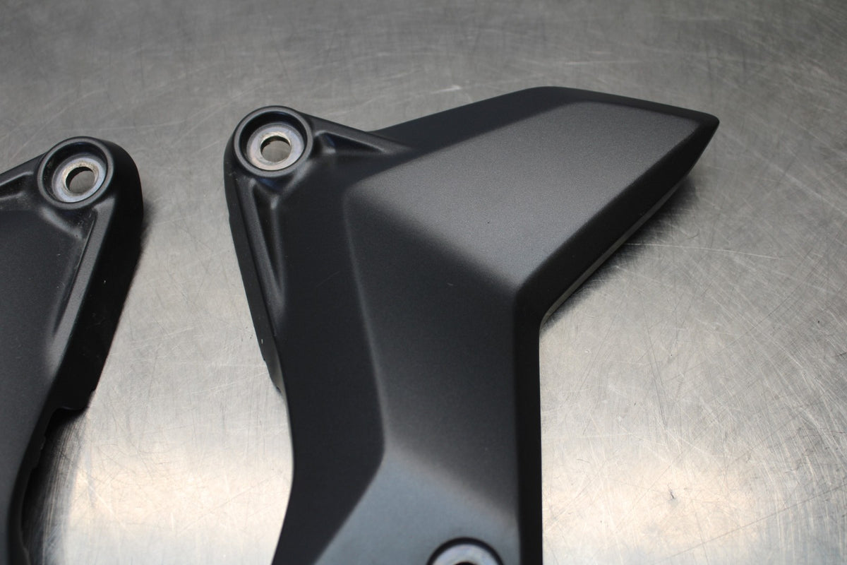 22-25 YAMAHA YZF R7 RIGHT LEFT FRAME MID SIDE COVERS COWLS PANELS BB182