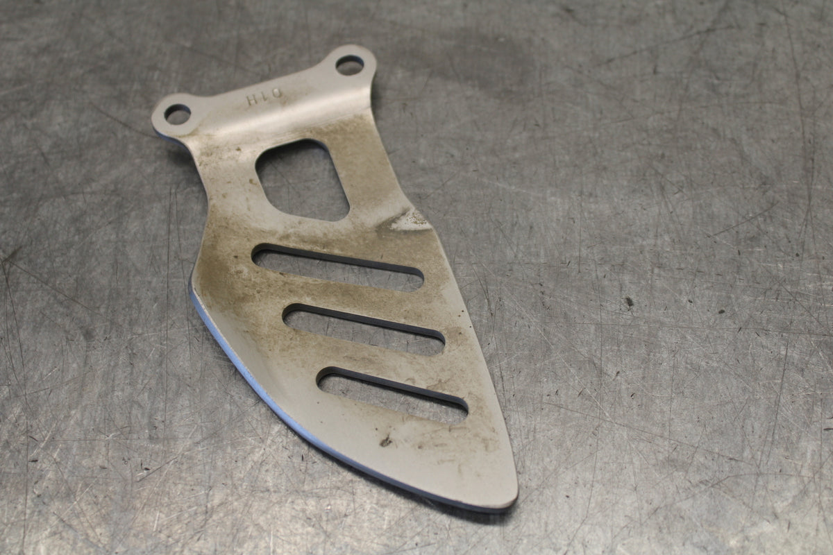 06-07 SUZUKI GSXR 600 LEFT REARSET REAR SET HEEL GUARD COVER  BB694