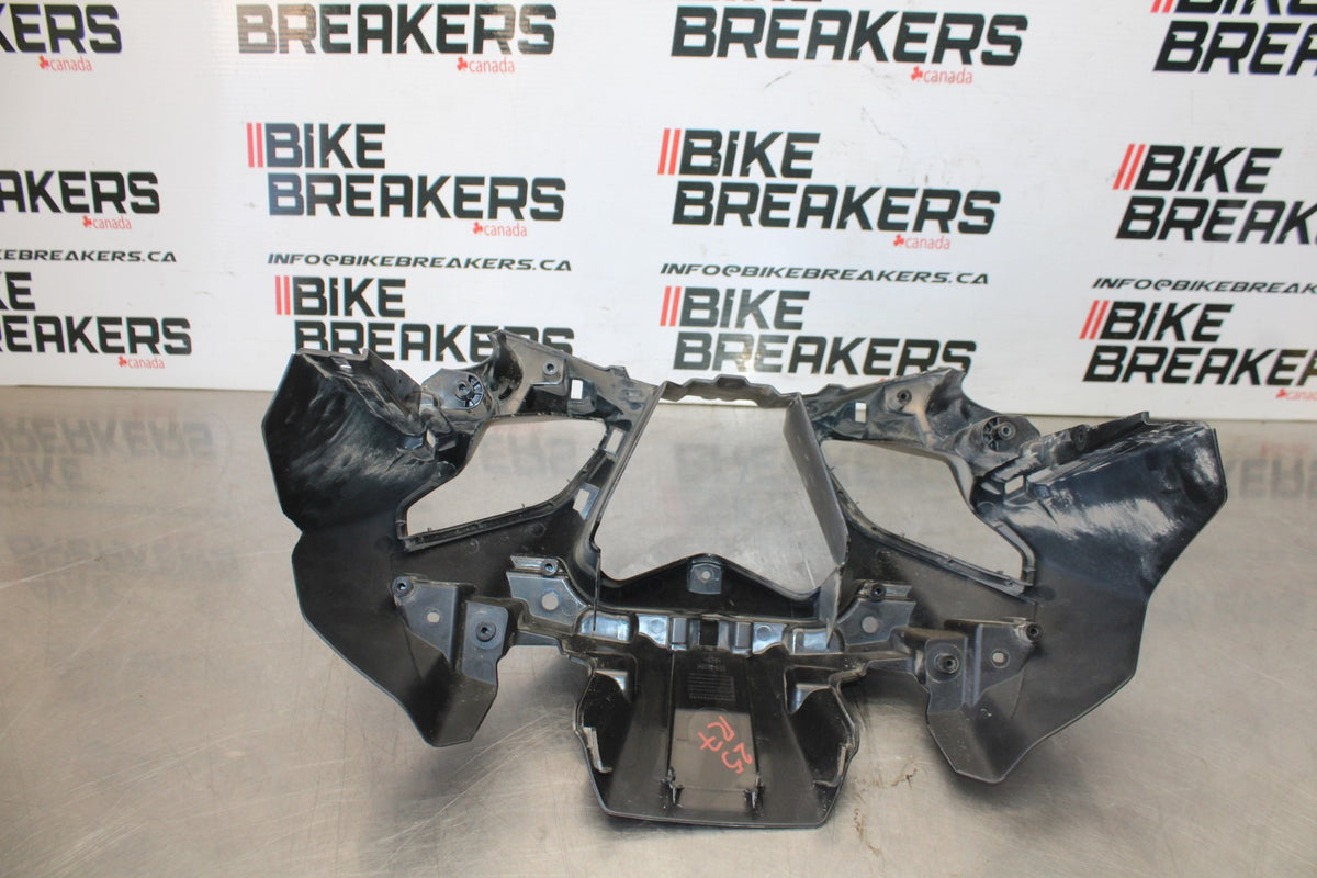 22-25 YAMAHA YZF R7 FRONT CENTER COWL FAIRING BB769