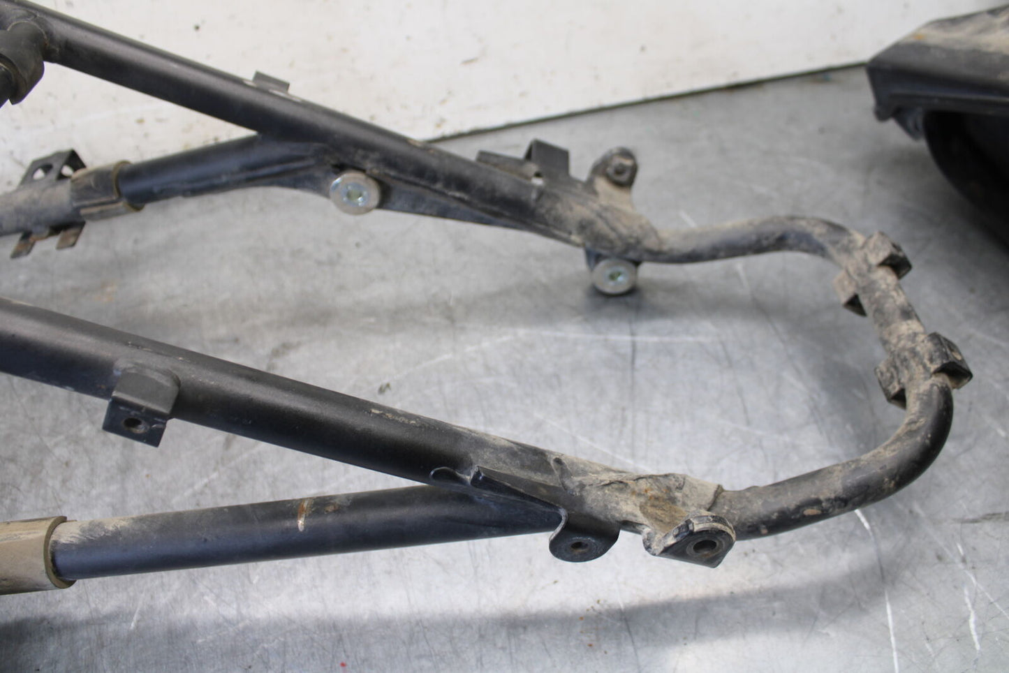 08-18 KAWASAKI KLR650 REAR SUBFRAME BACK SUB FRAME BB707