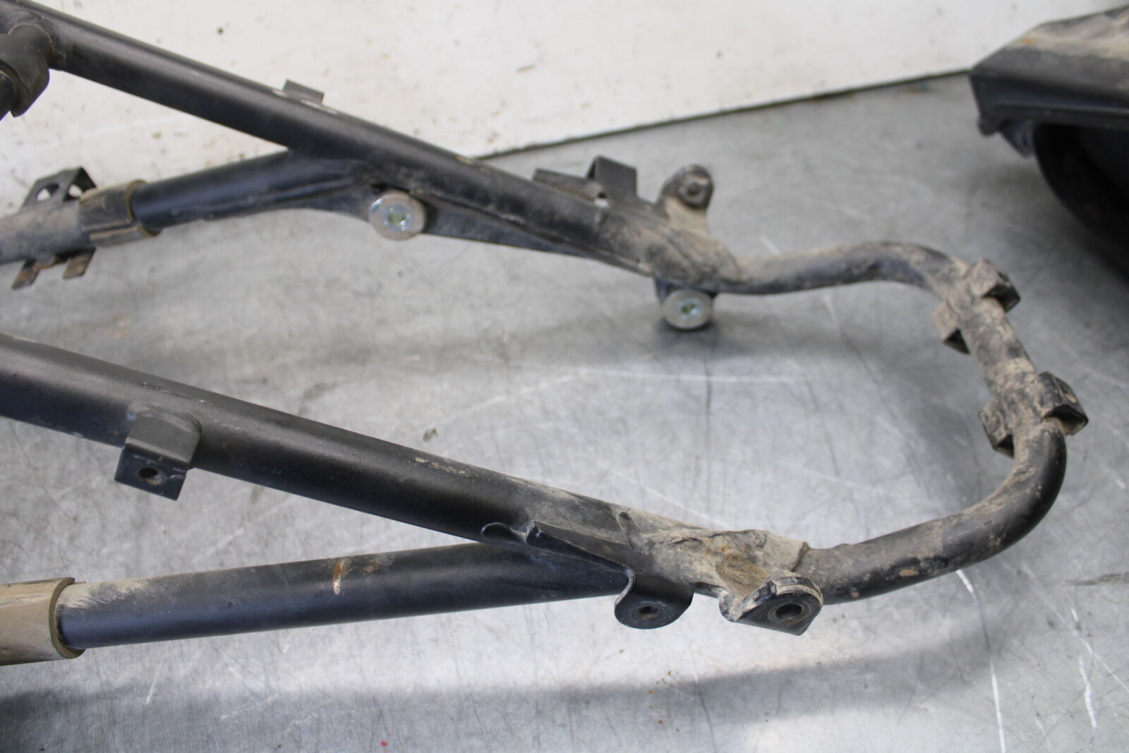08-18 KAWASAKI KLR650 REAR SUBFRAME BACK SUB FRAME BB707