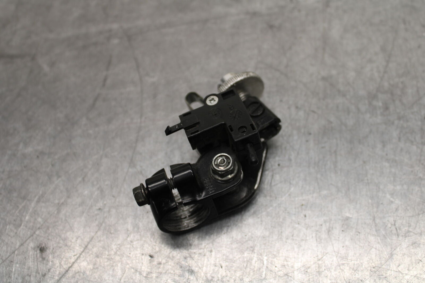 06-07 SUZUKI GSXR 600 CLUTCH LEVER PERCH MOUNT BRACKET BB737