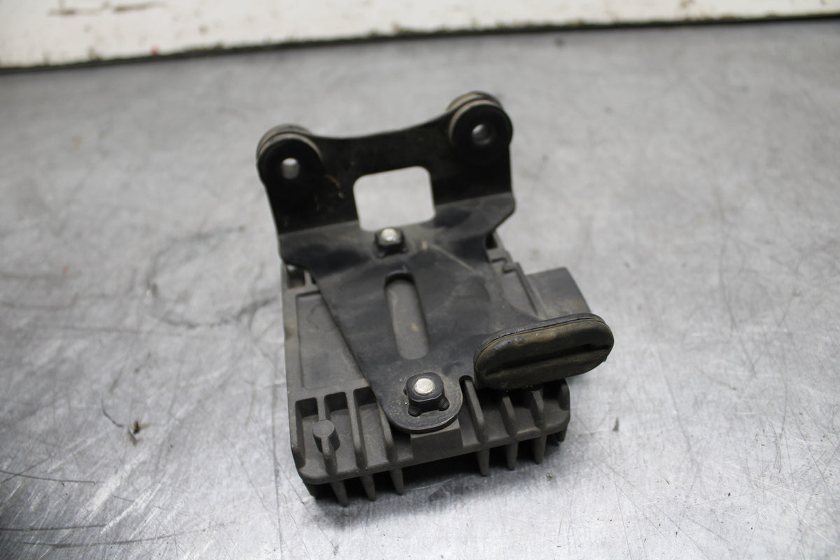 12-17 KAWASAKI ER-6N Z650 RECTIFIER VOLTAGE REGULATOR BB709