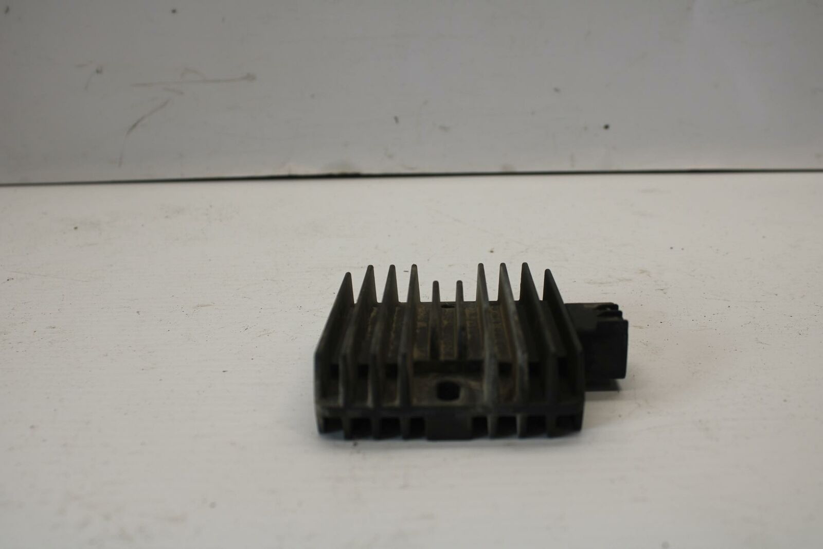 08-16 YAMAHA YZF R6 RECTIFIER VOLTAGE REGULATOR BB273