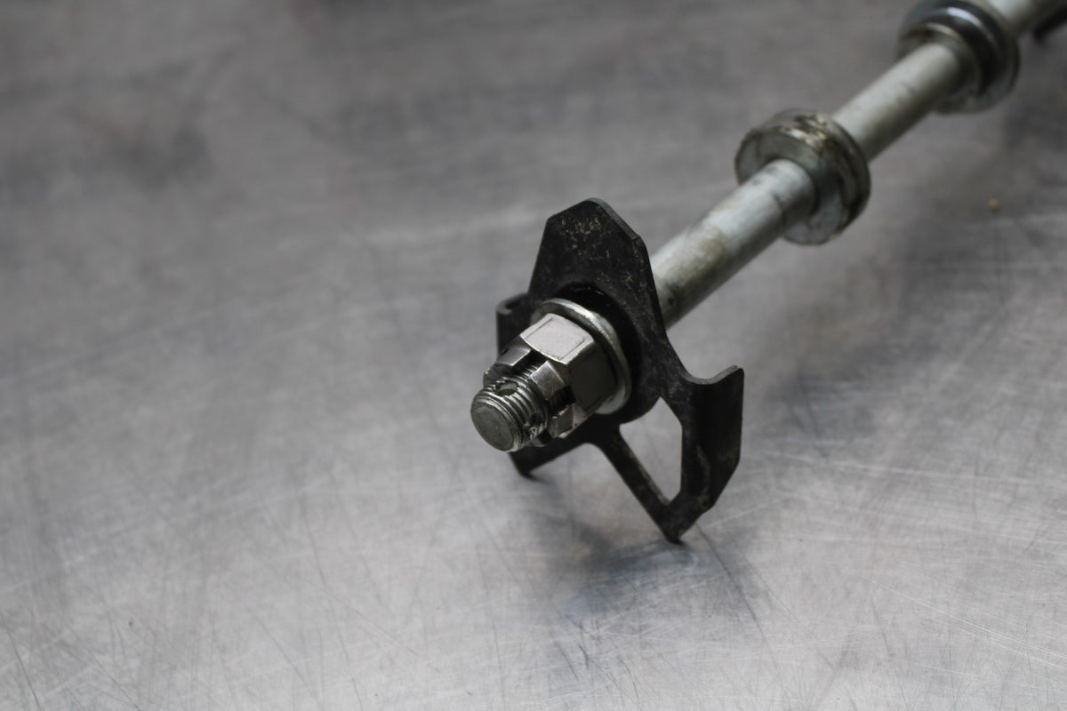 18-23 KAWASAKI NINJA 400 EX400 ABS REAR BACK WHEEL RIM PIVOT BOLT AXEL BB177