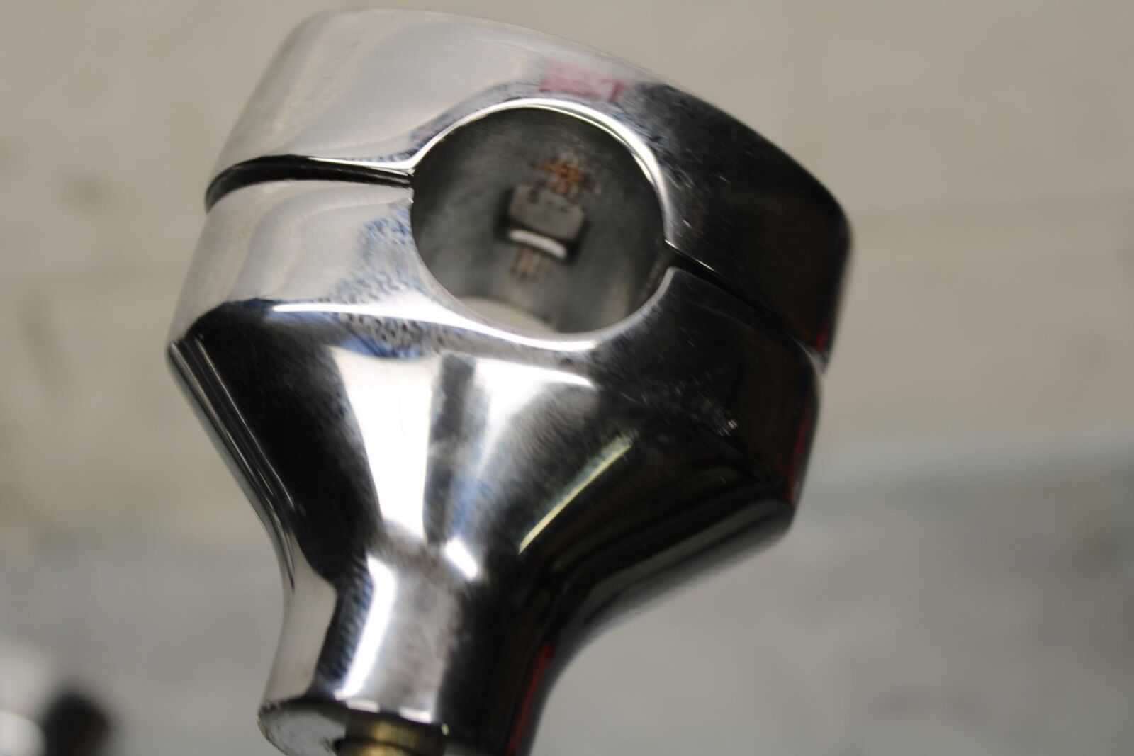 2005 Kawasaki Vulcan 1600 VN1600D Nomad HANDLEBAR RISERS BB556