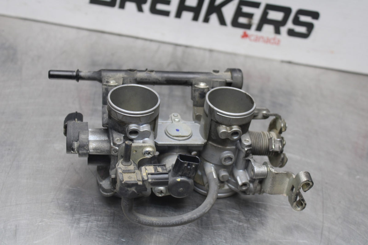18-23 KAWASAKI NINJA 400 EX400 ABS MAIN FUEL INJECTORS / THROTTLE BODIES BB795