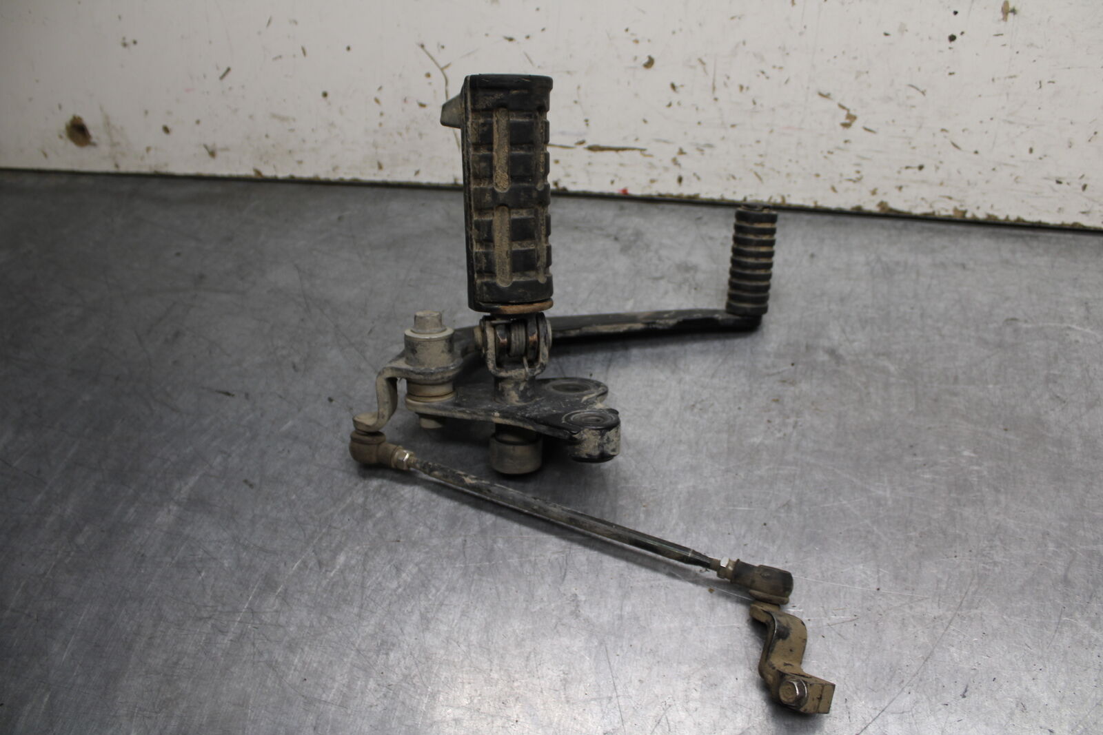 16-17 KAWASAKI VULCAN S 650 EN650 ABS LEFT FRONT FOOT REST PEG STEP BB731