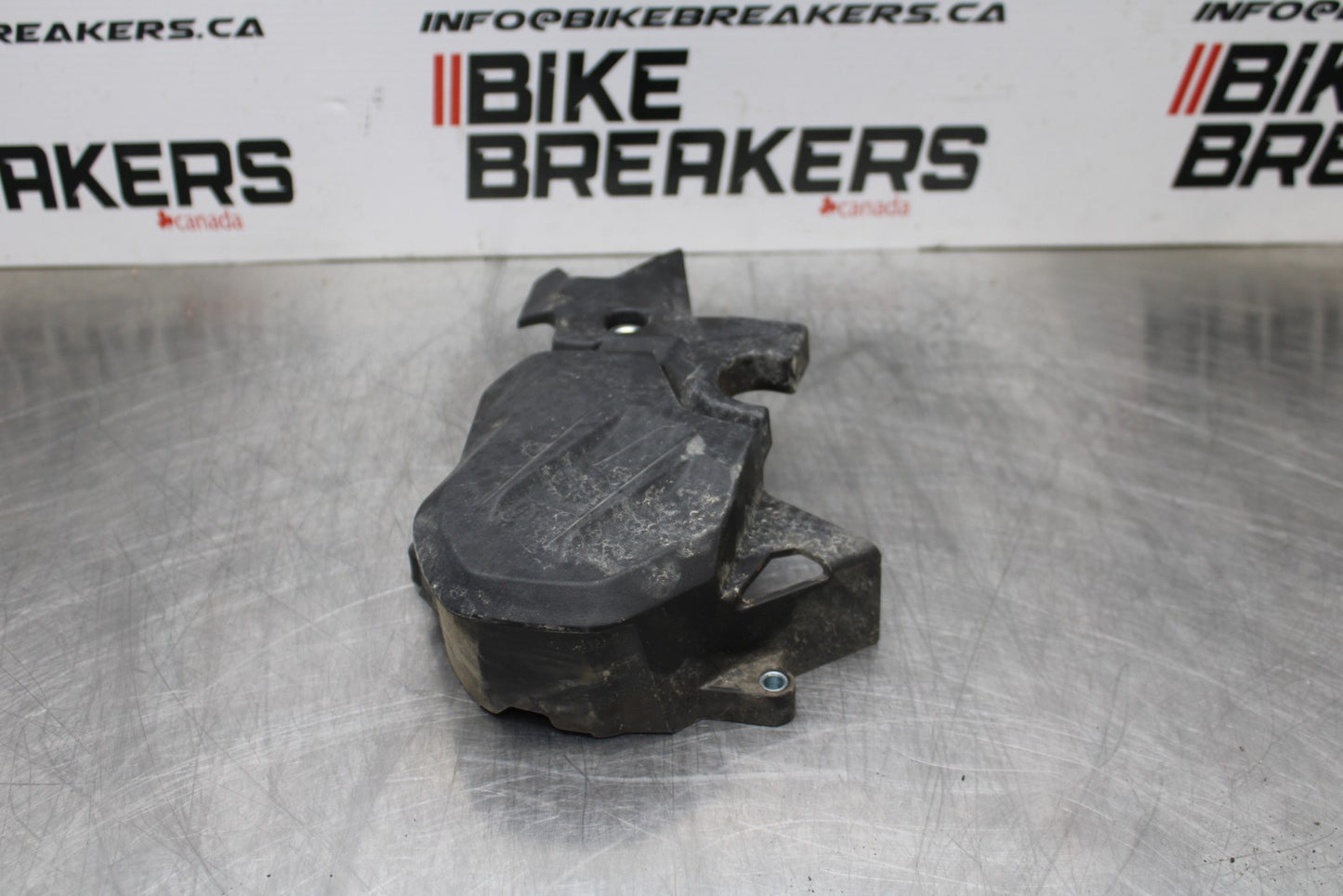 18-23 KAWASAKI NINJA 400 EX400 ABS ENGINE SPROCKET COVER BB177
