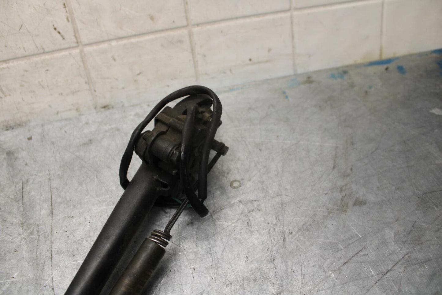 2007 Kawasaki Ninja ZX6R ZX600P KICKSTAND SIDE KICK STAND 34024-0001-18R BB47