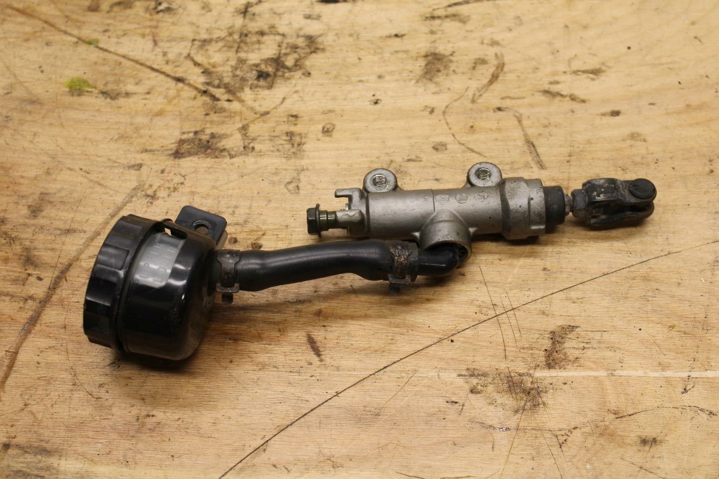 03-06 KAWASAKI Z1000 REAR BACK BRAKE MASTER CYLINDER W RESERVOIR BB319