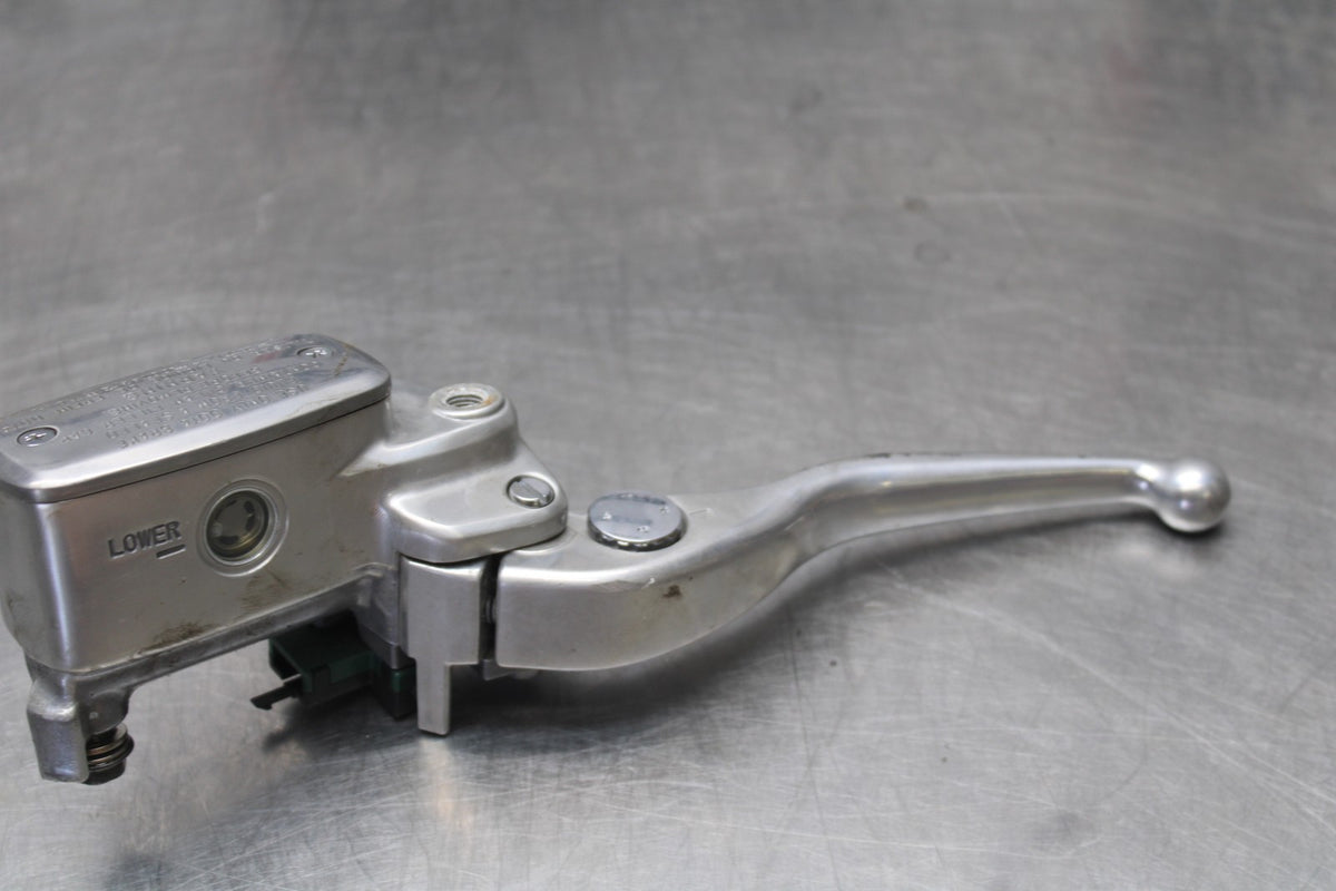 05-09 SUZUKI BOULEVARD C90 CLUTCH MASTER CYLINDER BB918