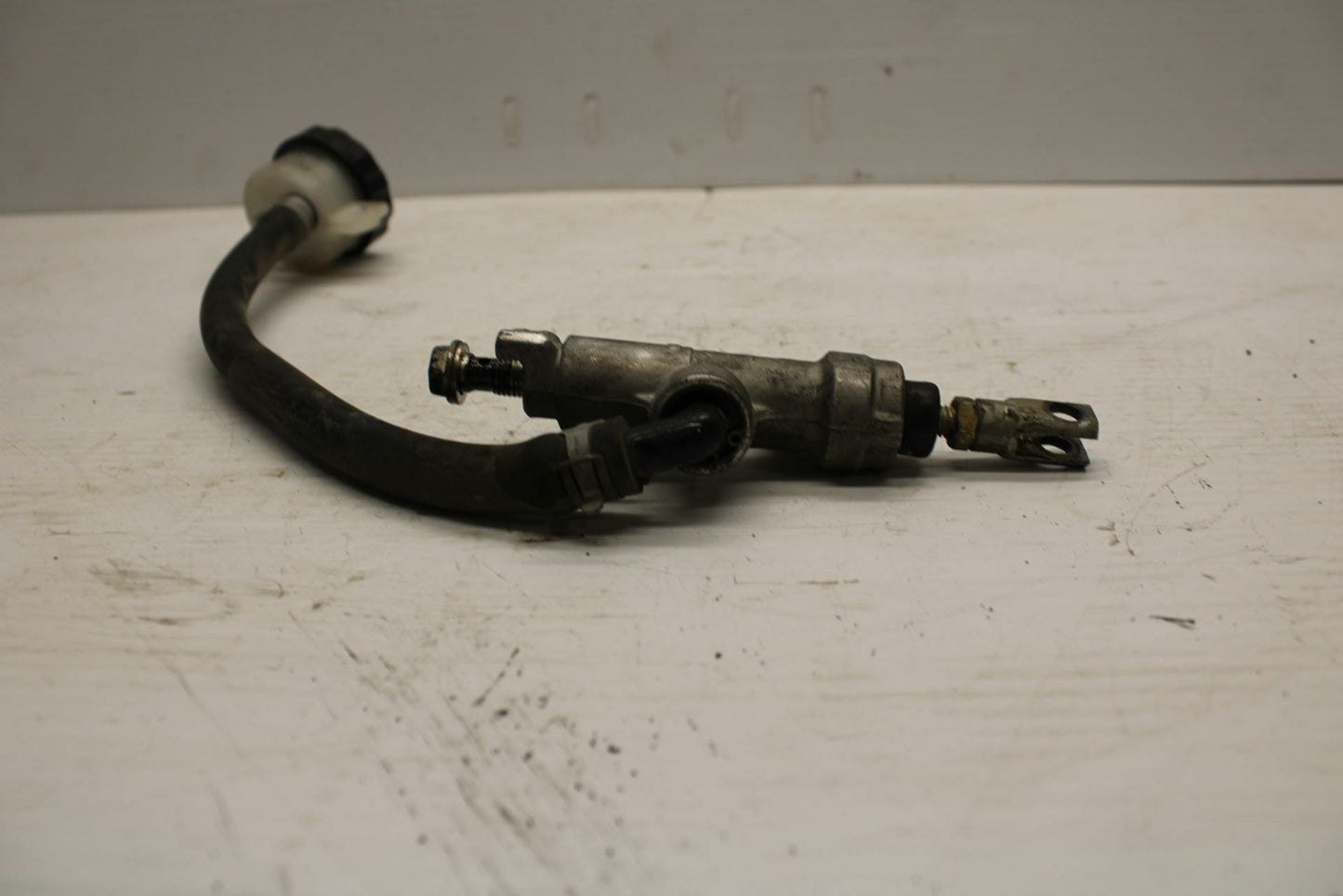 86-06 KAWASAKI CONCOURS 1000 ZG1000A REAR MASTER CYLINDER W RESERVOIR  BB292