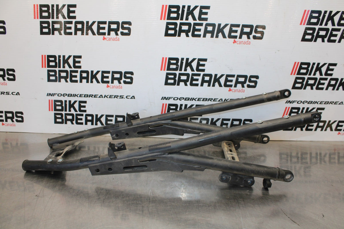 16 YAMAHA XSR900 REAR SUBFRAME BACK SUB FRAME BB786