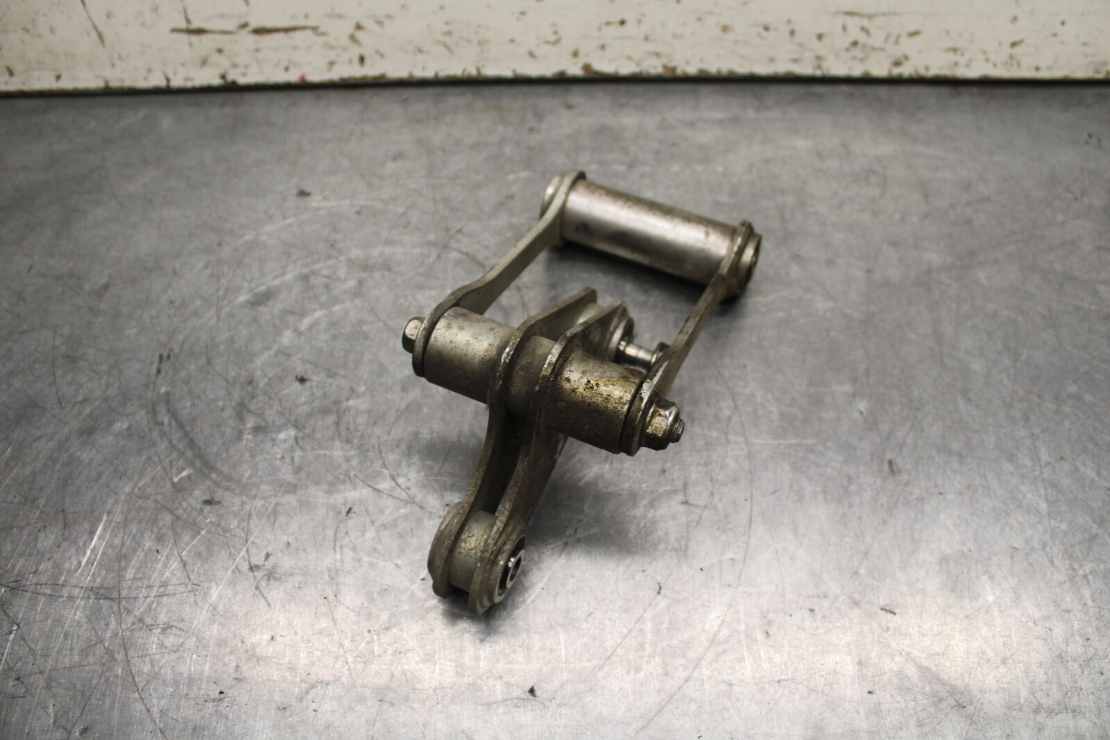 15-16 HONDA CB300F REAR DOGBONE SHOCK LINKAGE LINK BB740