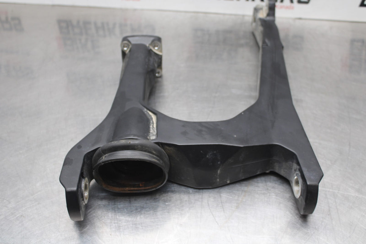 19 MOTO GUZZI V7 III REAR SWINGARM BACK SUSPENSION SWING ARM BB831