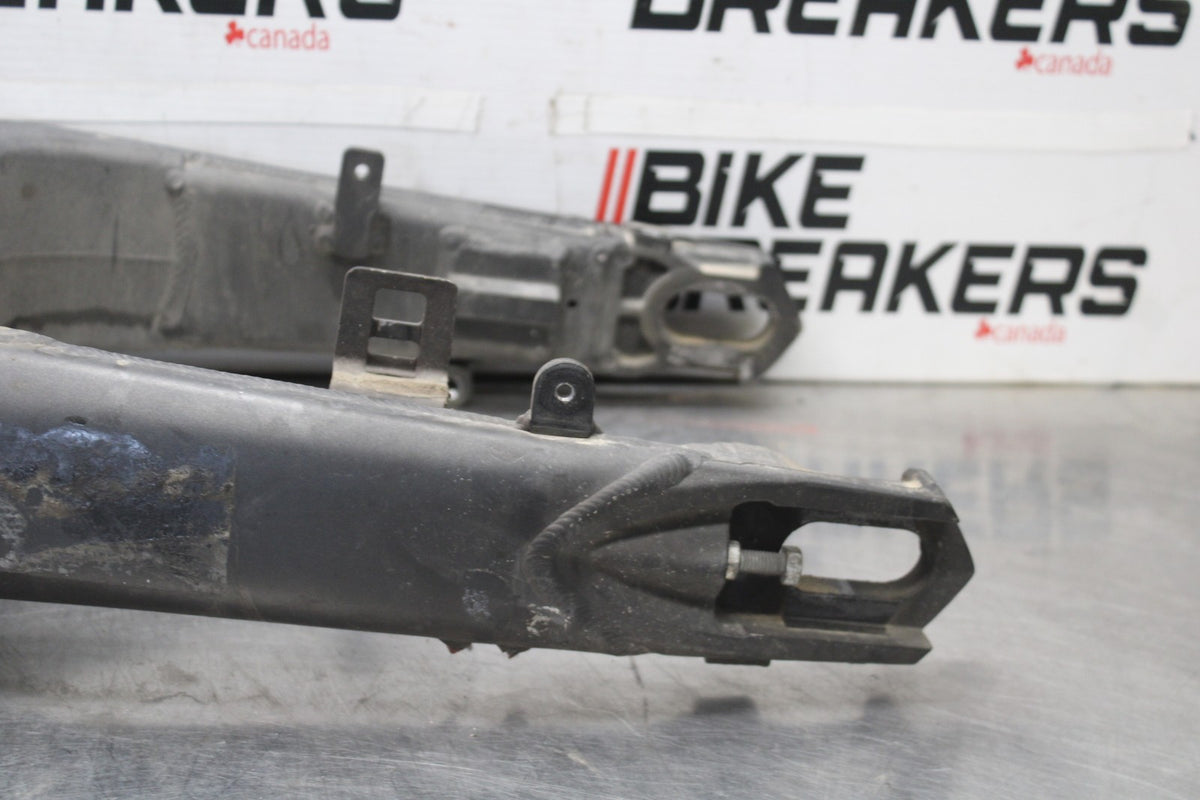 08-09 KAWASAKI NINJA ZX14R REAR SWINGARM BACK SUSPENSION SWING ARM BB932