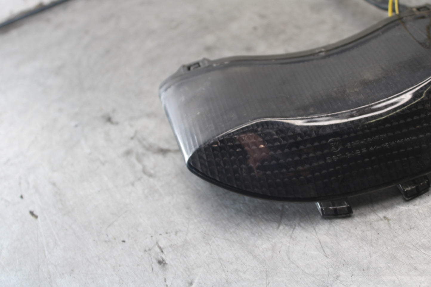 07-08 TRIUMPH DAYTONA 675 AFTERMARKET REAR TAIL TAILLIGHT BACK BRAKE LIGHT BB685