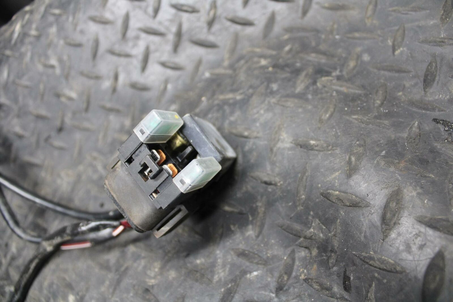 12-17 KAWASAKI NINJA 650 ENGINE STARTER RELAY SWITCH 27010-0709  BB211