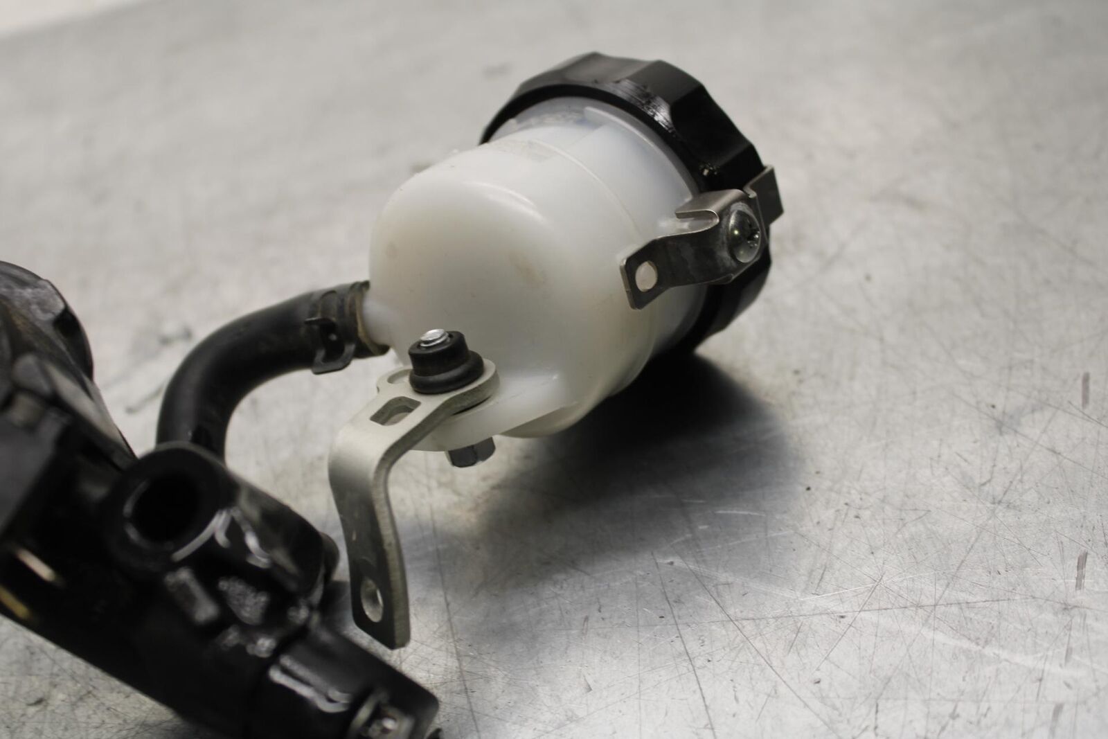 2017 Suzuki GSXR600 FRONT BRAKE MASTER CYLINDER w/ LEVER BB598