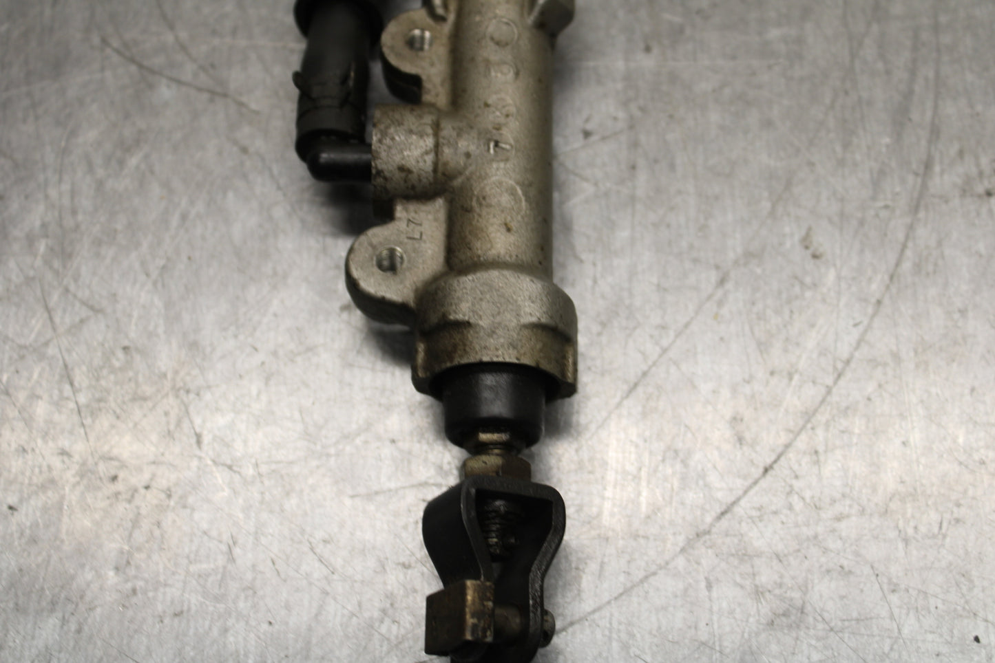 95-98 HONDA CBR600F3 REAR BACK BRAKE MASTER CYLINDER W RESERVOIR BB122