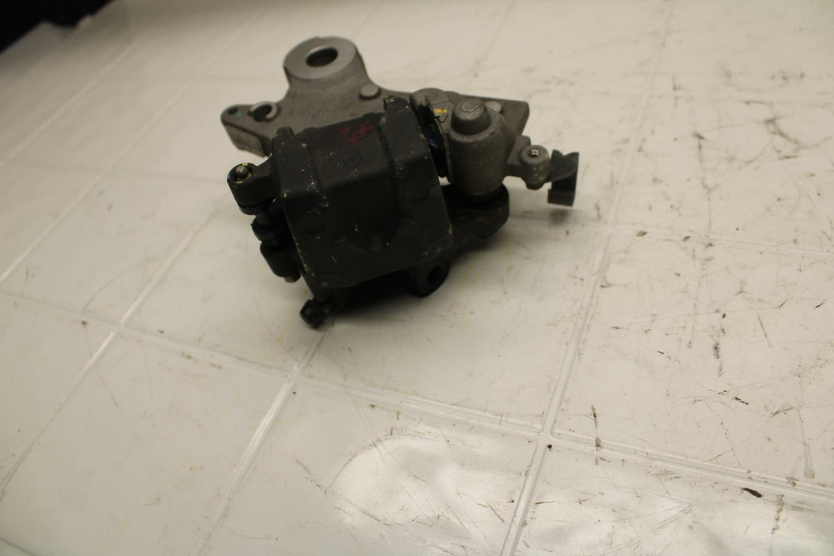15-16 HONDA CB300F REAR BACK BRAKE CALIPER W MOUNT BRACKET ABS BB05