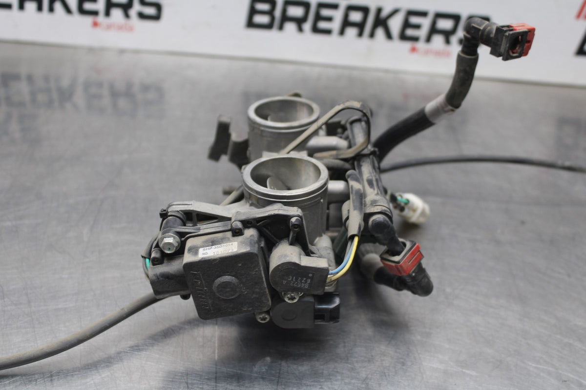 07 KAWASAKI NINJA 650 EX650 MAIN FUEL INJECTORS / THROTTLE BODIES BB844