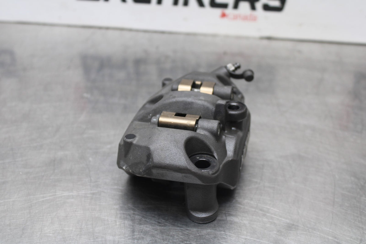 13-18 KAWASAKI NINJA ZX6R RIGHT LEFT FRONT BRAKE CALIPER SET PAIR CALIPERS BB915
