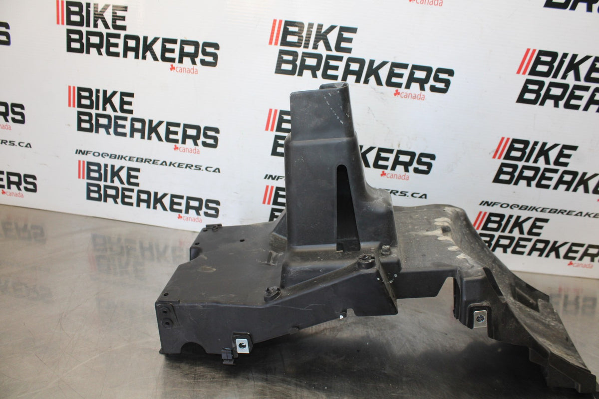 24-25 KAWASAKI ELIMINATOR 450 BATTERY TRAY BOX HOLDER BB869