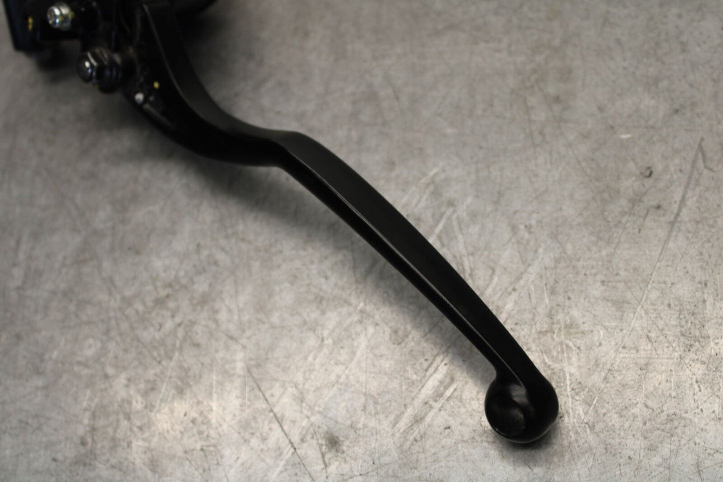 18-23 KAWASAKI NINJA 400 FRONT BRAKE MASTER CYLINDER w/ LEVER BB660