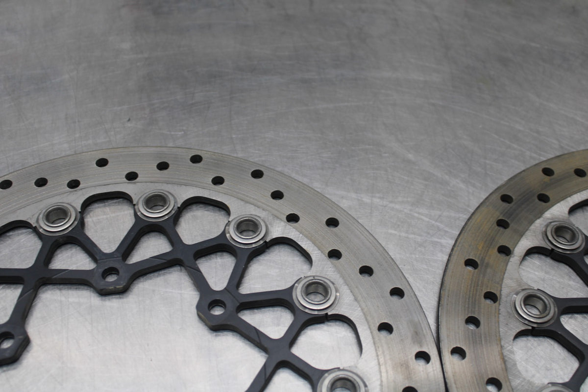 11-25 SUZUKI GSXR 600  FRONT LEFT RIGHT BRAKE ROTORS DISCS BB830