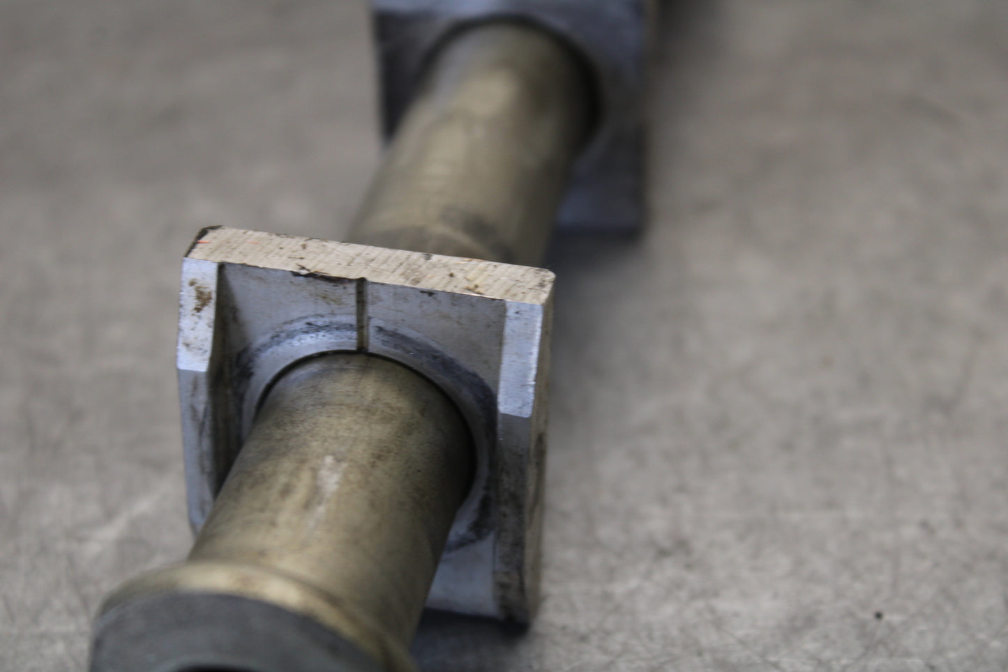 13-18 KAWASAKI NINJA ZX6R REAR AXLE BACK WHEEL RIM PIVOT BOLT AXEL BB682