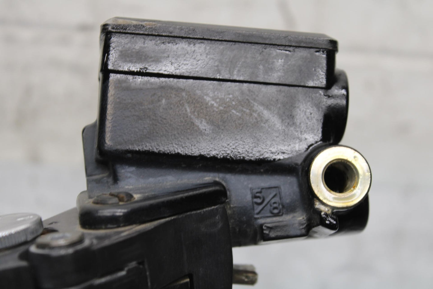 00-01 KAWASAKI ZZR600 HYDRAULIC CLUTCH MASTER CYLINDER w/ LEVER BB568