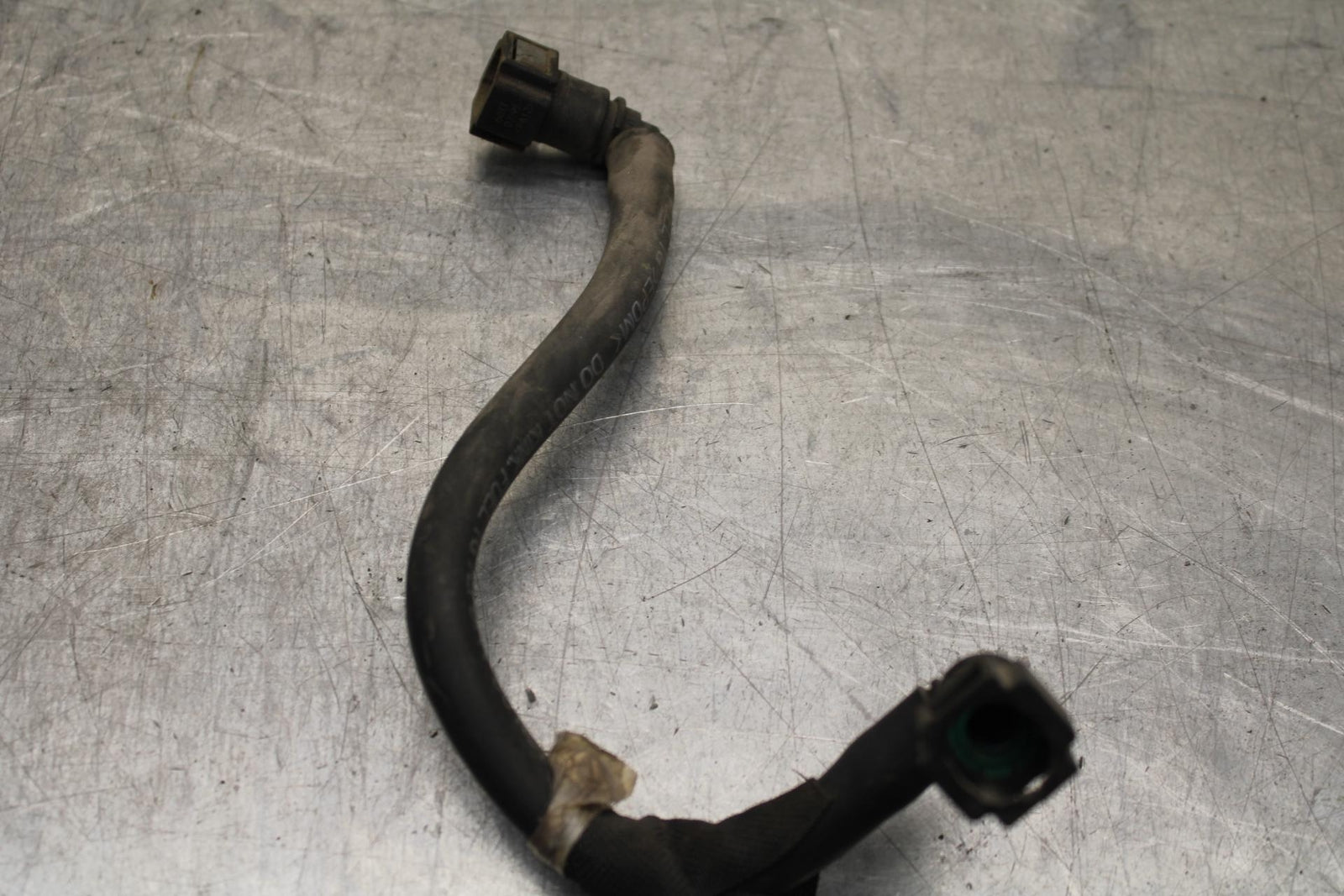 03-08 KAWASAKI VULCAN 1600 FUEL HOSE BB616