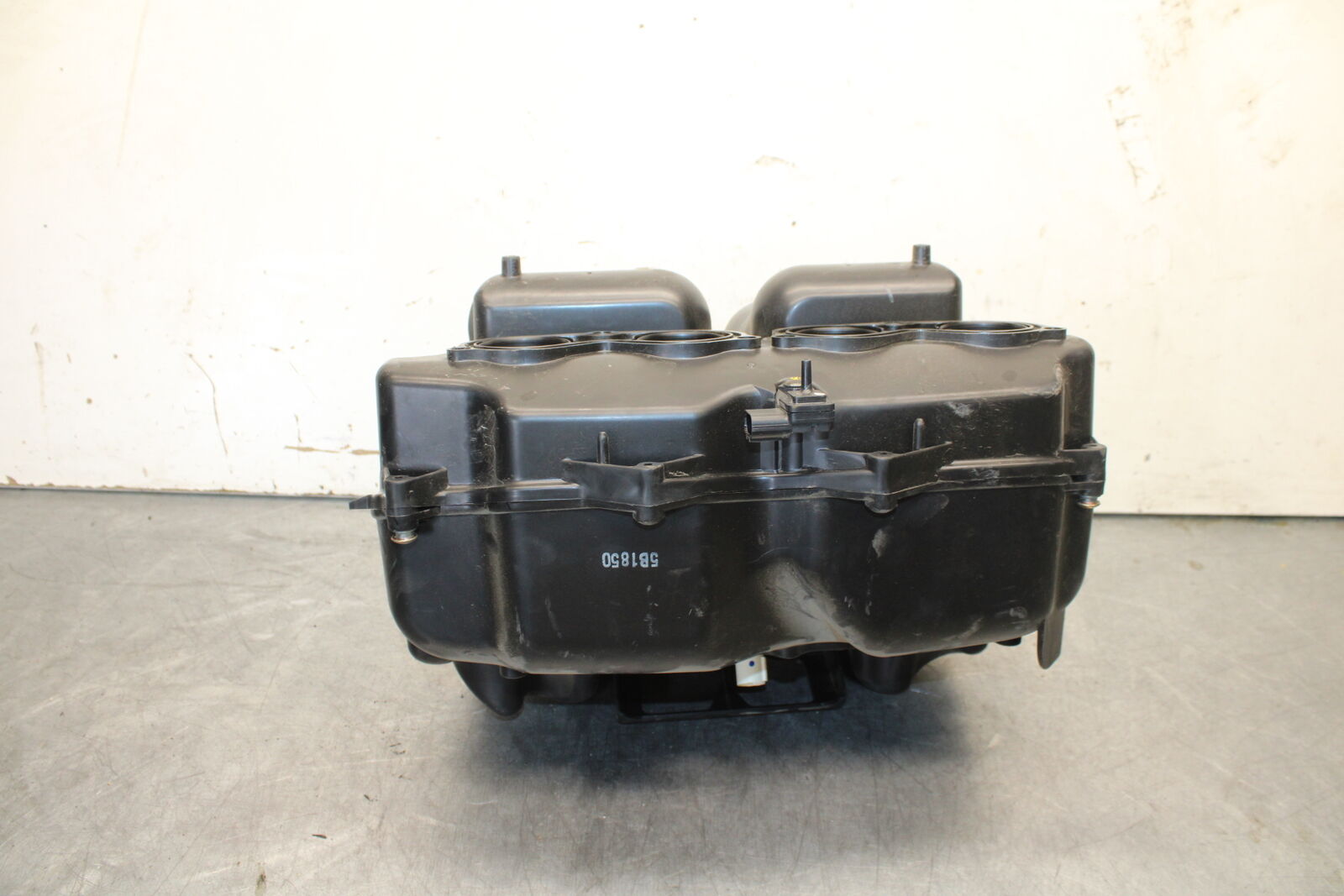05-06 HONDA CBR600RR AIRBOX AIR INTAKE FILTER BOX  BB655