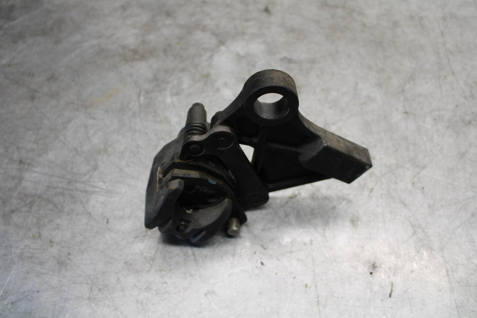 09-12 KAWASAKI NINJA ZX6R ZX600R REAR BACK BRAKE CALIPER W MOUNT BRACKET BB544