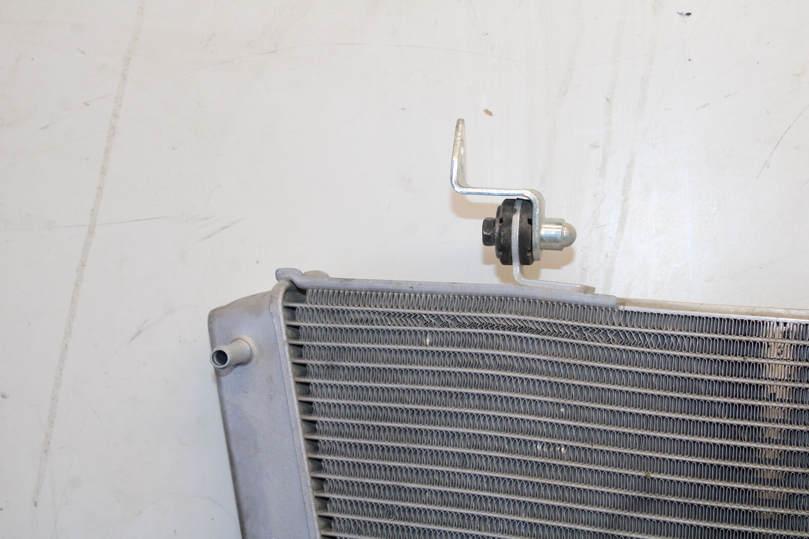11-24 SUZUKI GSXR750 ENGINE RADIATOR MOTOR COOLER COOLING RADIATER  BB687