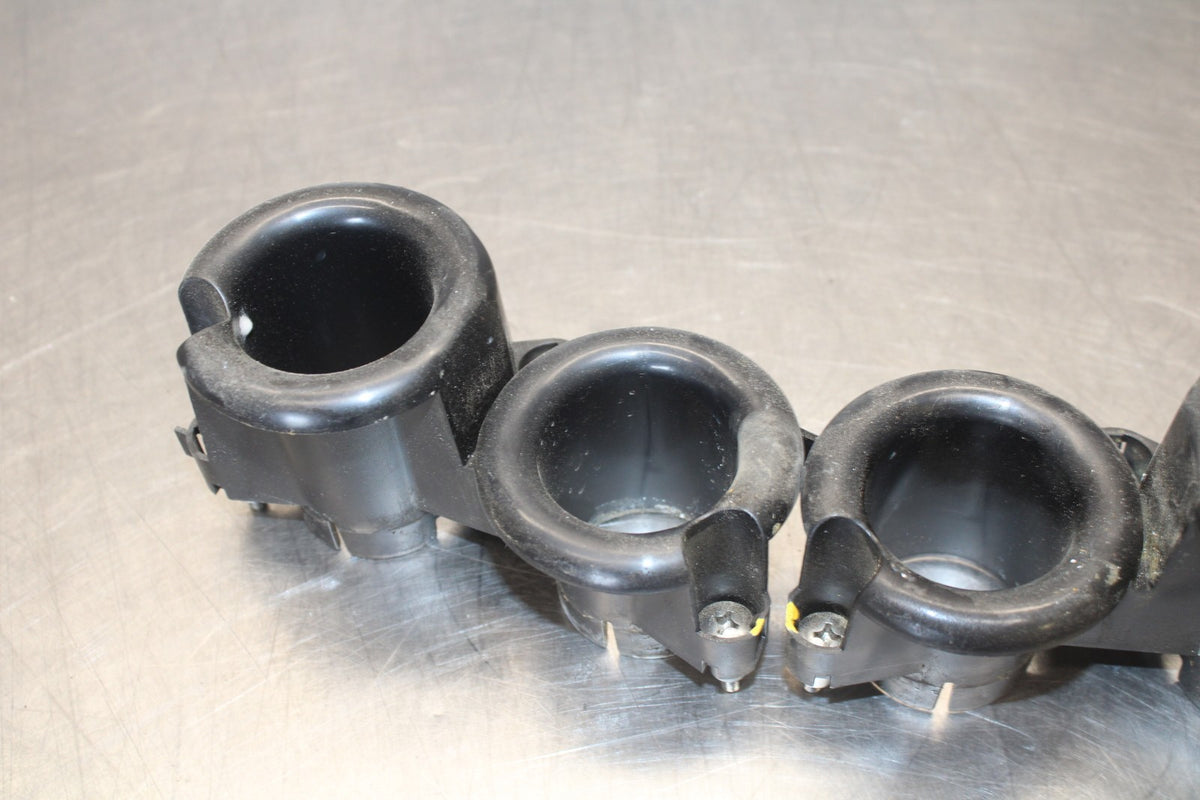05-06 HONDA CBR600RR AIRBOX INTAKE VELOCITY STACKS BB893