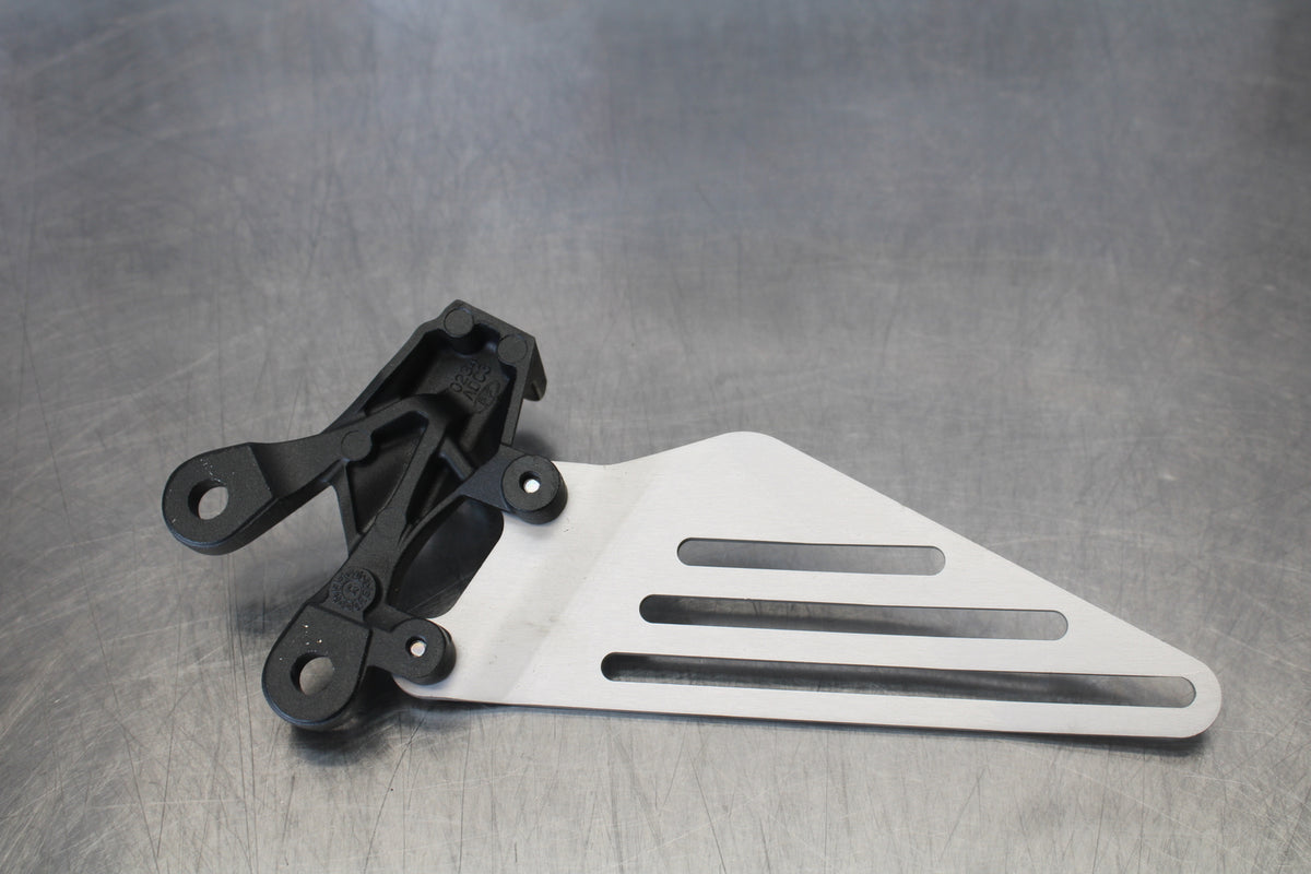 23-24 KAWASAKI NINJA ZX14R LEFT REARSET REAR SET DRIVER FOOT PEG REST STOP BB169