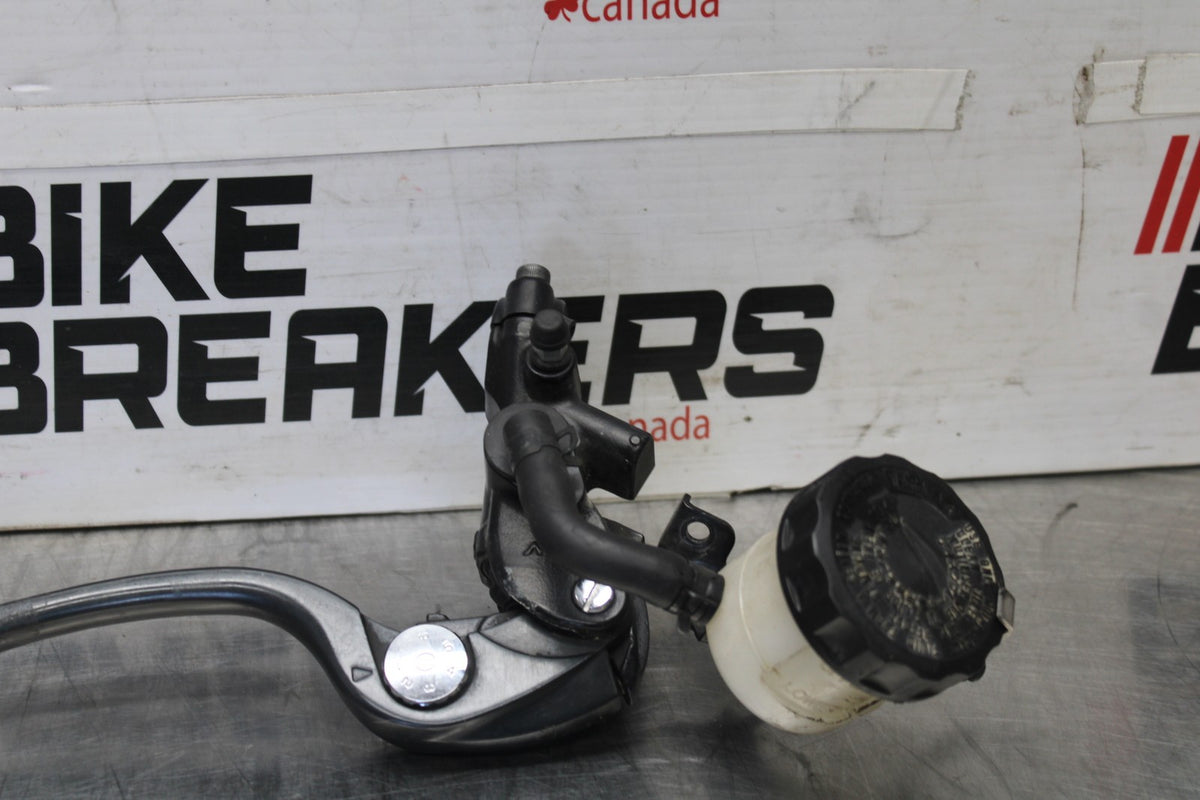 08-09 KAWASAKI NINJA ZX14R FRONT BRAKE MASTER CYLINDER w/ LEVER BB932